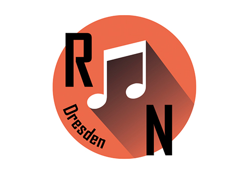 Das Duo mit Charme bringt mit seinen
Songs das Publikum in Stimmung.