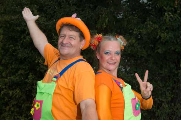 Mitmach-Show für Kinder: Tanzen, Spielen und Zaubern stehen auf dem
Programm.